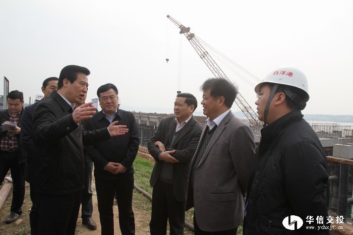 省委常委、市委書(shū)記黃楚平調(diào)研白洋港口新區(qū)11.jpg